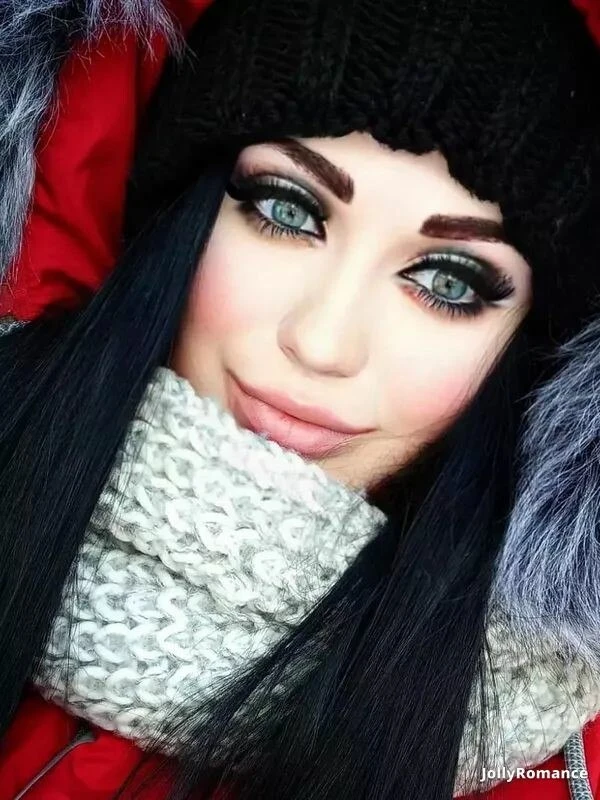 Ilona Profile image 4
