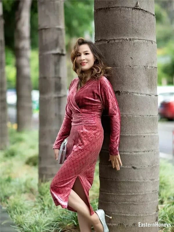 Yuqing Profile image 3