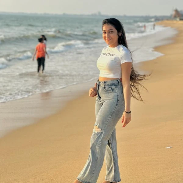 Kavita Profile image 1