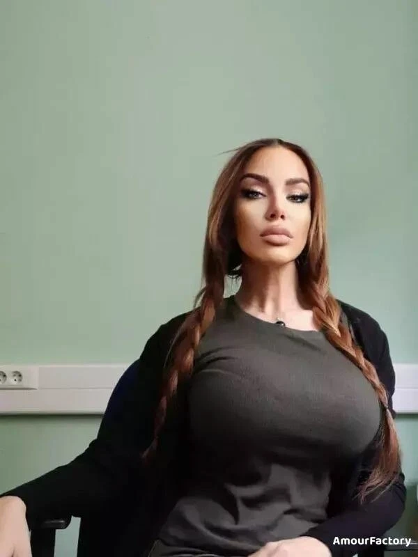 98Valentina98 Profile image 2