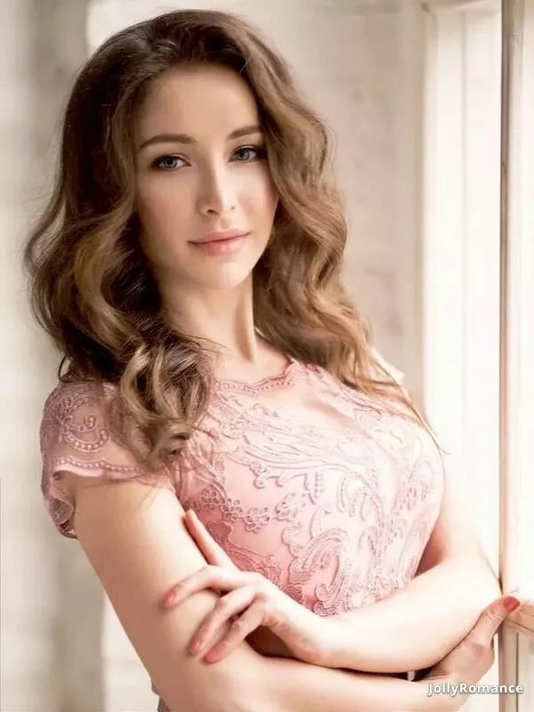 Ekaterina Profile image 1