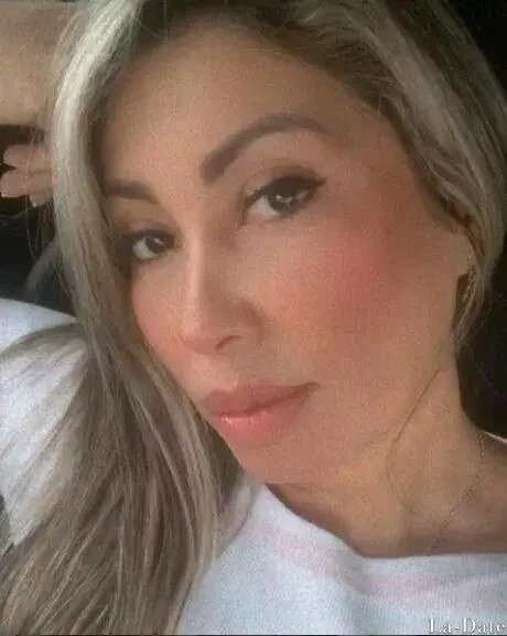 Paola Profile image 3
