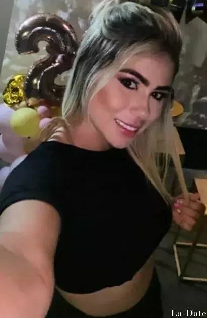 Carmen Profile image 3