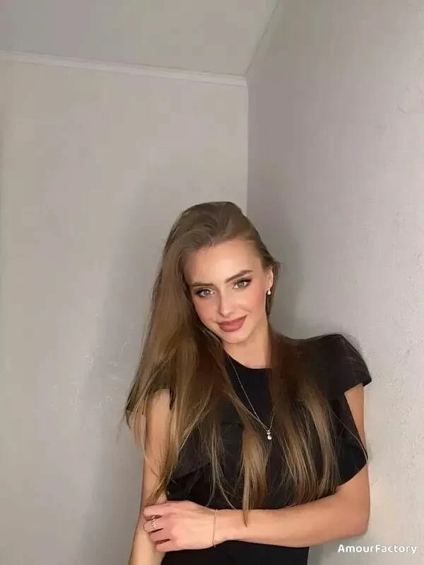 Karina, 24