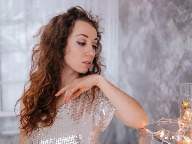 Olga, 27