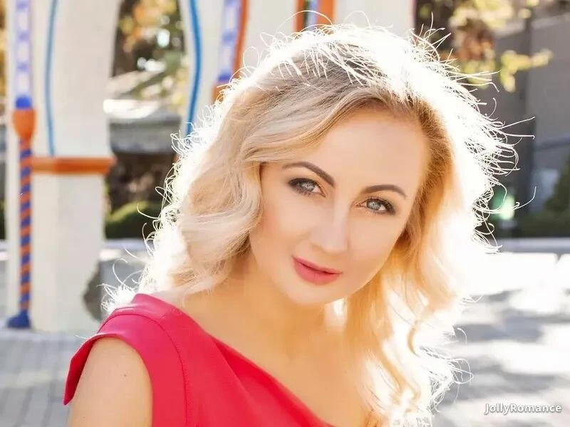 Alyona, 41