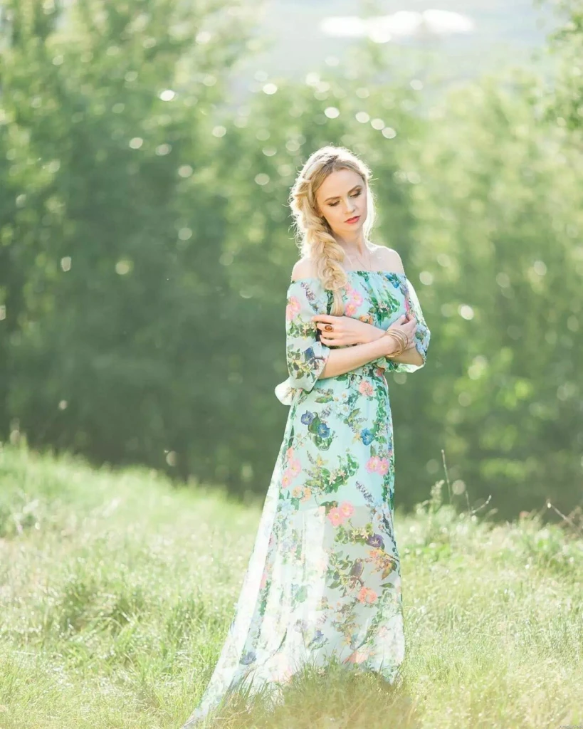 Anna Profile image 1