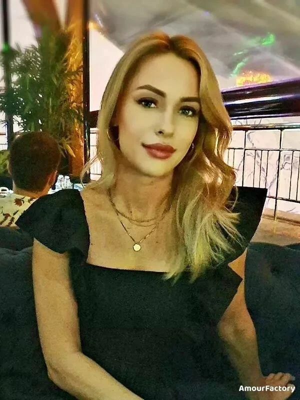 Lena Profile image 3