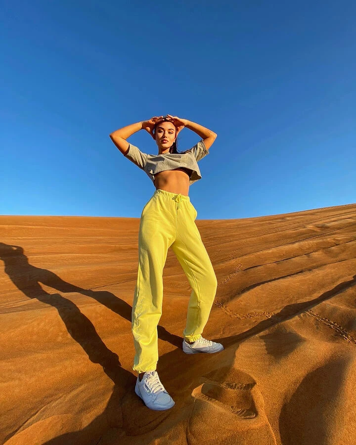 Alina Profile image