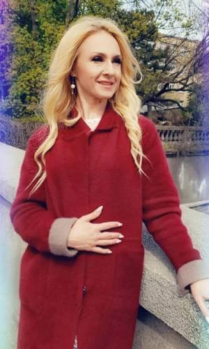 Viktoriya Profile image 6
