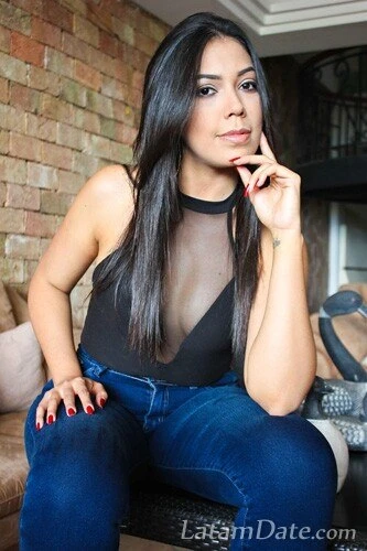 Fernanda Profile image 1