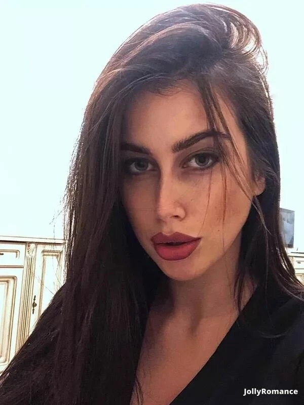 Inna Profile image 2