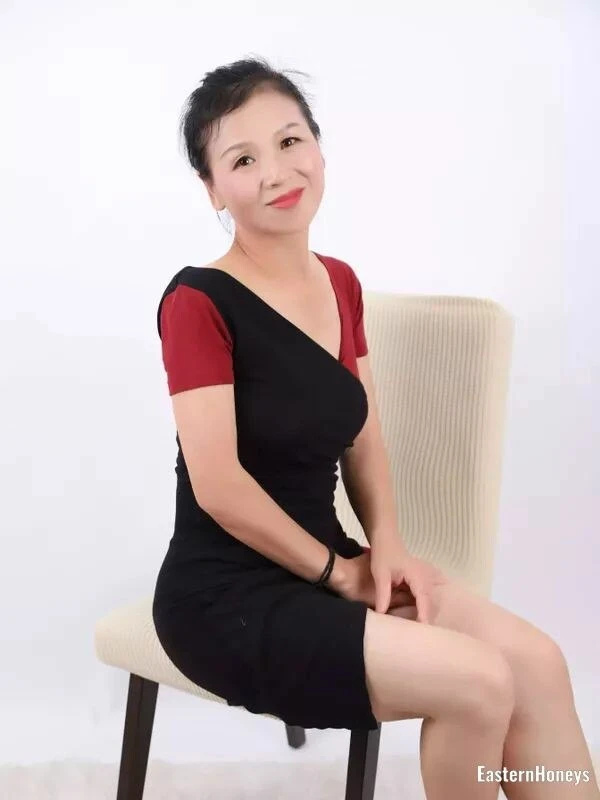 Shiyuan Profile image 3