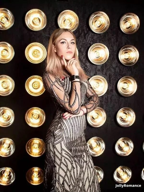 Nadia Profile image 2
