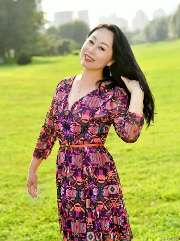Tina Profile image 4