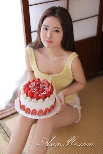Linda Profile image 2