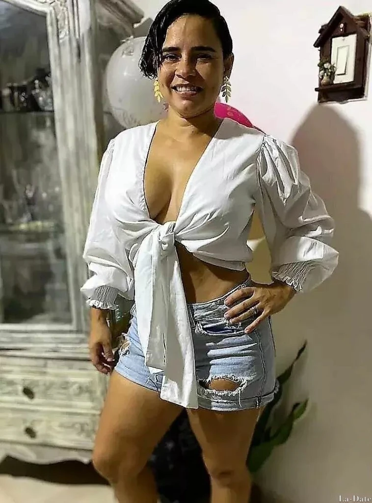 Camila Profile image 6