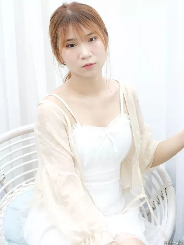 Amanda Profile image 2