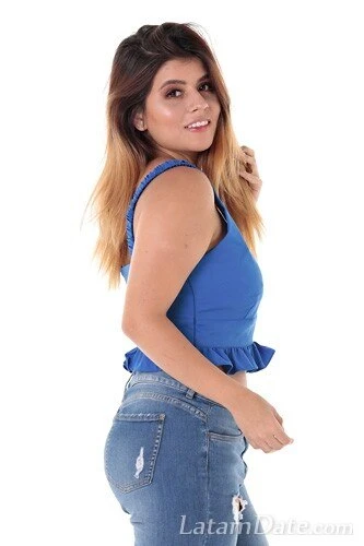 Caro Profile image 2