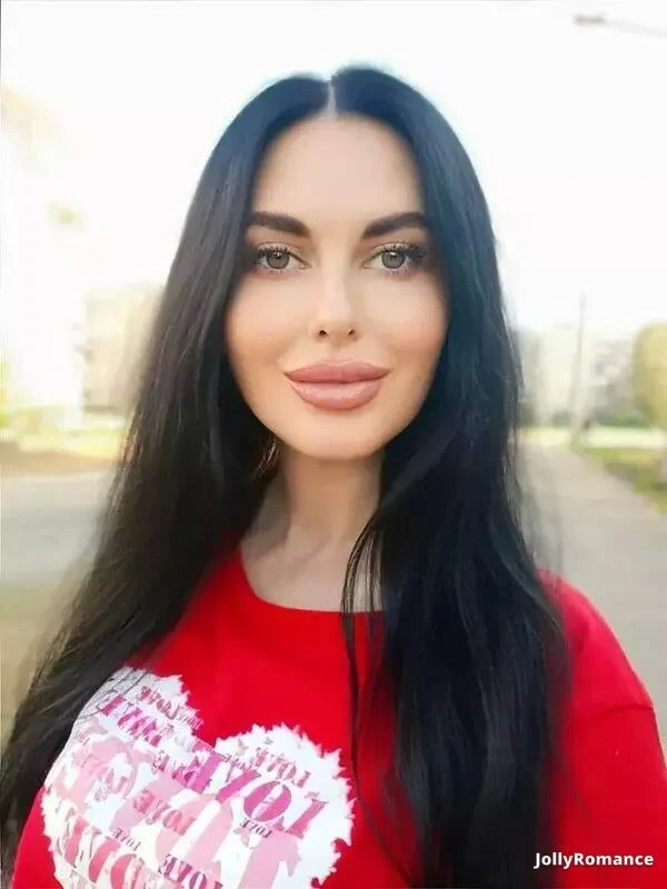 Katerina Profile image 3