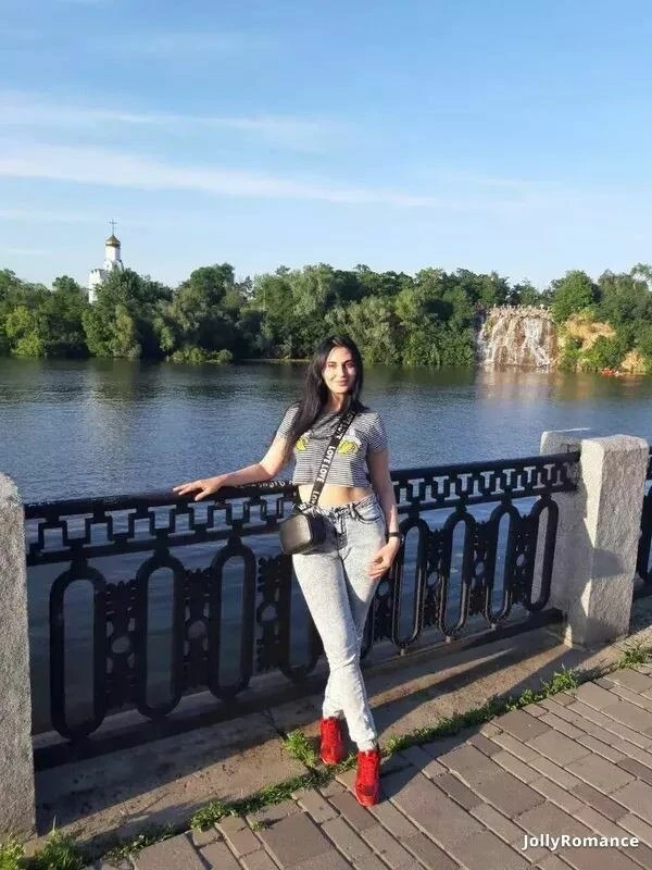 Katerina Profile image 5