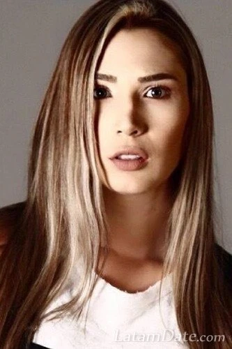 Luisa Profile image 1